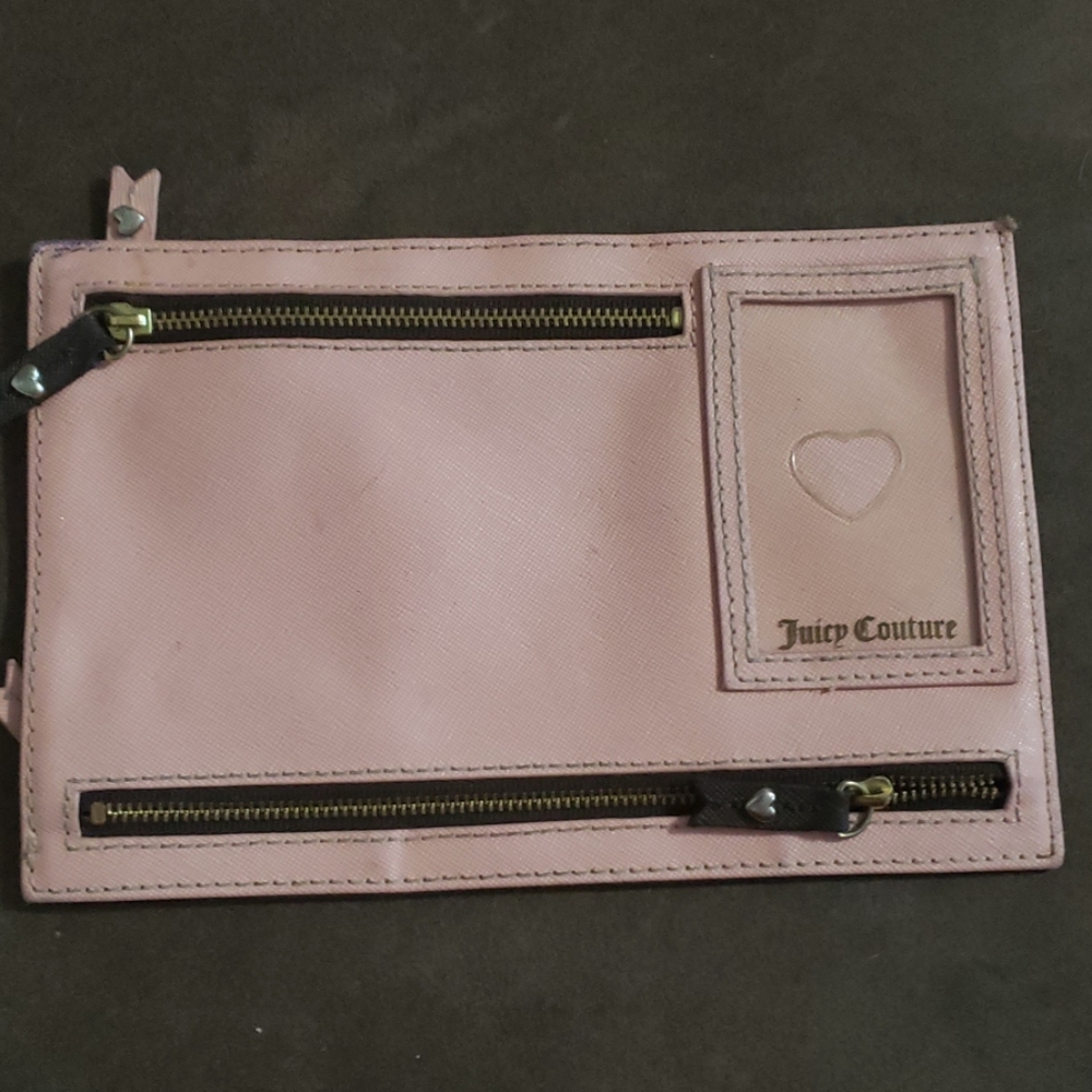 Juicy Couture clutch/ wallet - Picture 1 of 5